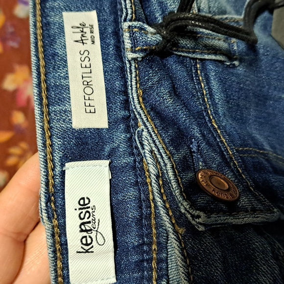 Kensie Effortless Ankle Mid Rise Narrow Leg Jeans. Size 00/24 NWT - Picture 9 of 9
